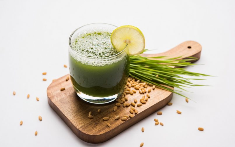 Glowing skin and lose weight naturally with wheatgrass juice