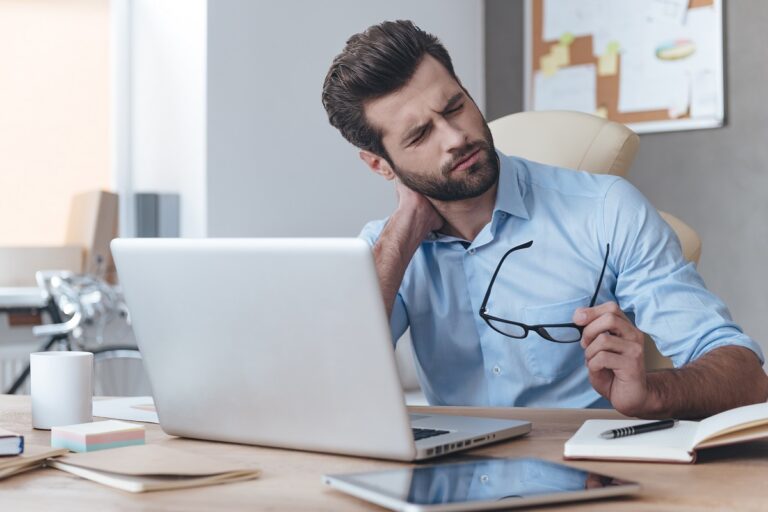 Doctors baffled as man watching TV feels strange neck pain, left paralysed for life